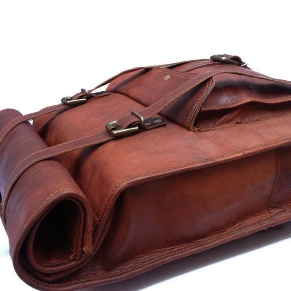 Women's Rolltop Leather Backpack - Picture 3 of 8